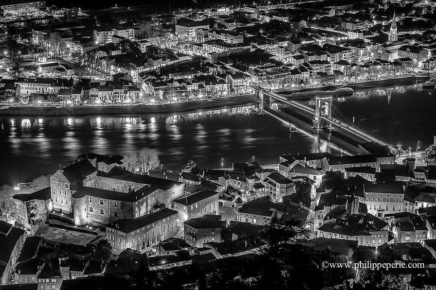 Tirages d'Art en édition limitée et numérotée - Série "Tournon la nuit"